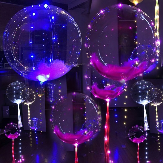 Воздушные шары с подсветкой и перьями