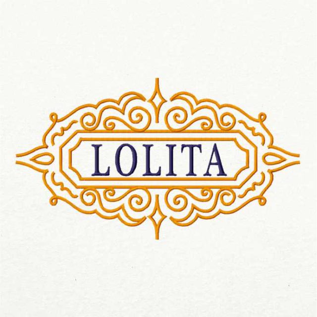 именная вышивка Лолита